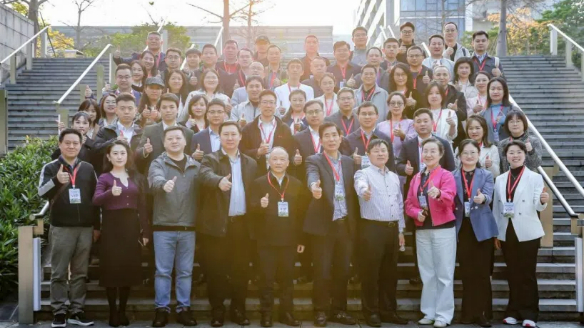 湖南100強(qiáng)企業(yè)走進(jìn)華為交流活動(dòng)成功舉辦